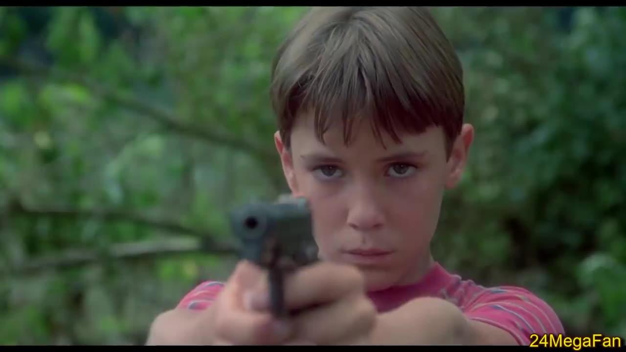 Stand By Me knife to a gunfight scene