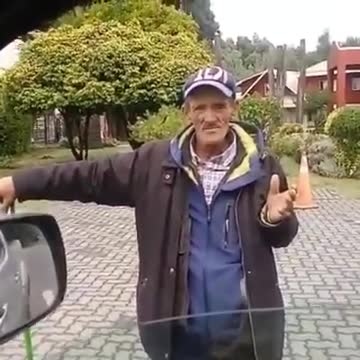 كمامة أصلية هههه