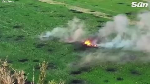 Russian tanks EXPLODE after head on strikes by Ukrainian firepower