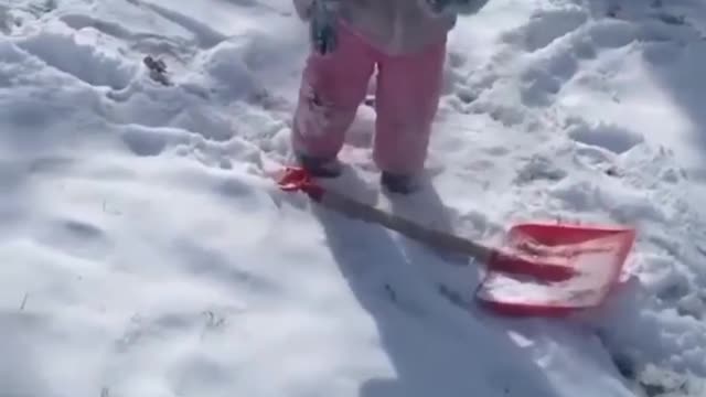 Cute baby ki masti ,baby enjoy