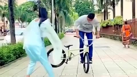 Cycle stunt