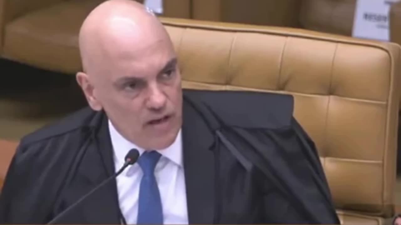 Alexandre Xandeca de Moraes libera a Maconha.