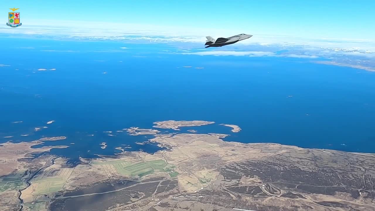 Northern Lightning III