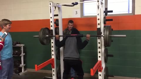 Kid Tries to Squat 225lbs... HILARIOUS FAIL! 😂