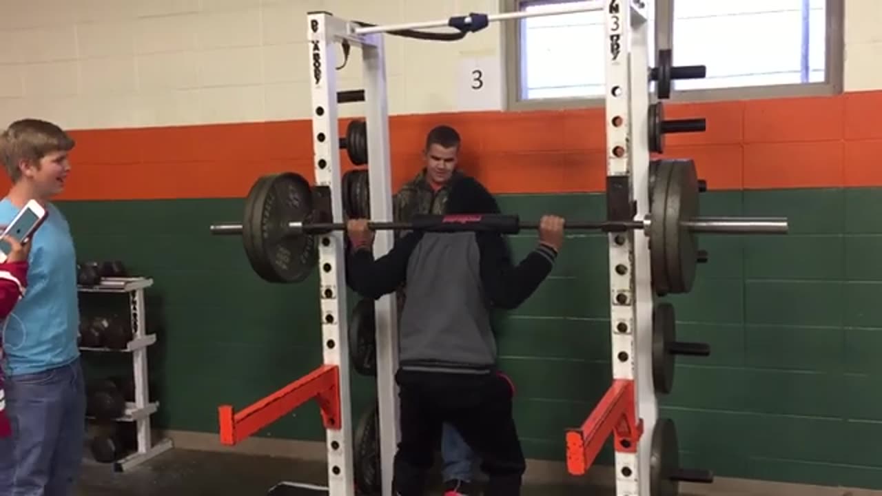 Kid Tries to Squat 225lbs... HILARIOUS FAIL! 😂