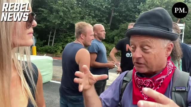 Dutch Locals Stand Behind the Farmers