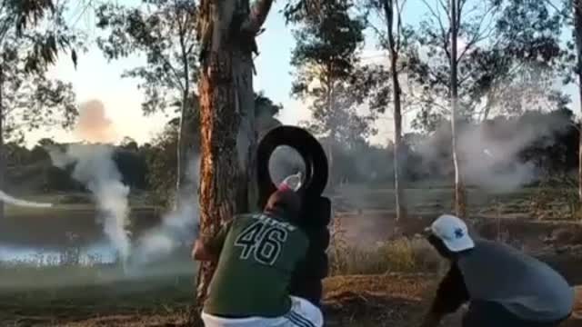 Redneck Rocket Fight