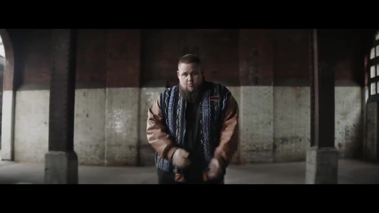 Rag'n'Bone Man - Human (Official Video) (1)