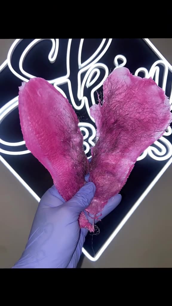 Brazilian Waxing with Sexy Smooth Tickled Pink Hard Wax | Skin.Boss Tutorial