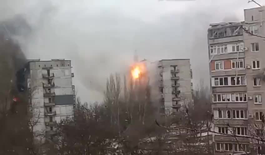 Episode #104 Today Latest Breaking News The War Mariupol Hitting Misseles One By One