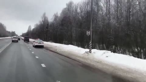 Large column of military vehicles in Volodga