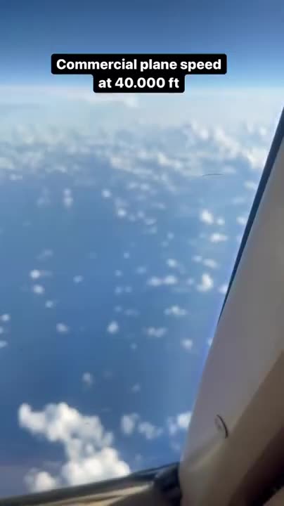 Commercial FLIGHT Speed ar 40000 feet