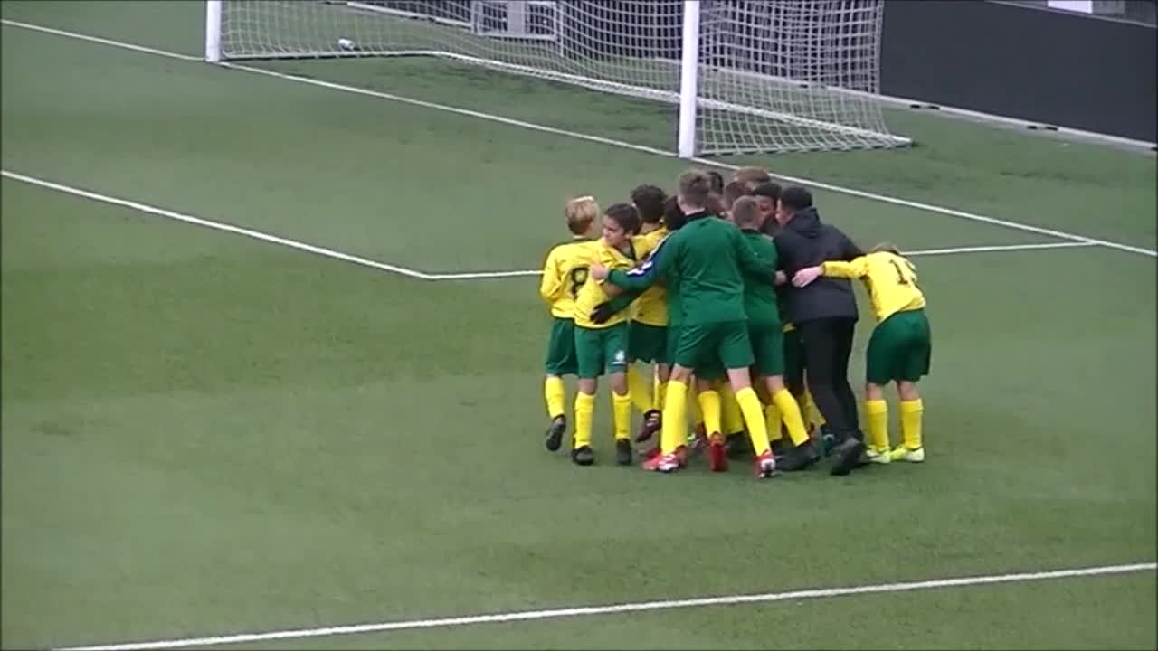 Yaya met Fortuna tegen MVV. Winnen in Maastricht is natuurlijk altijd wel lekker!