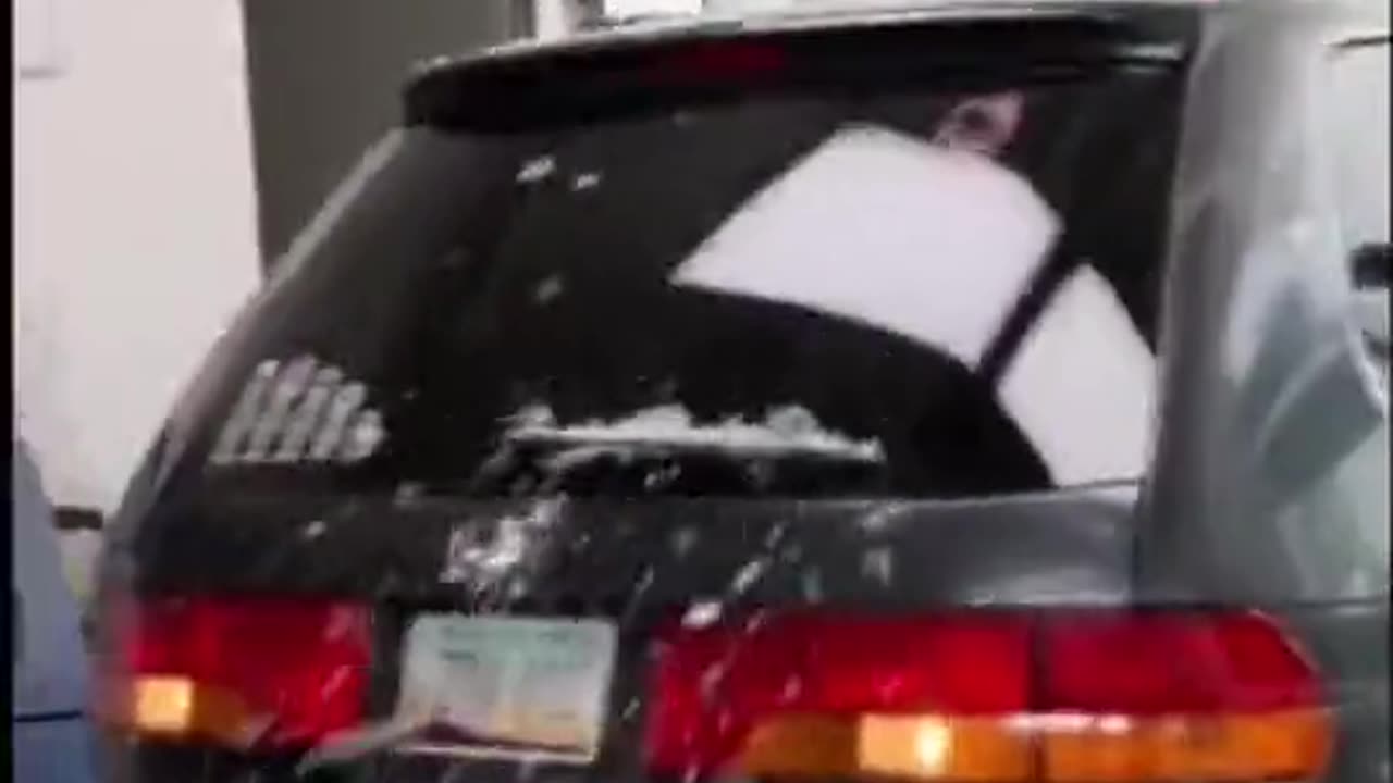 Drives Thru Store Entrance