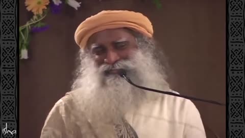 Sadhguru habla sobre ¿Qué es la felicidad?