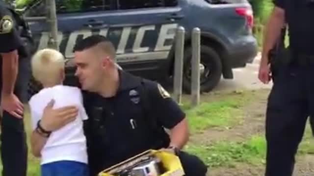 Amazing moments | The best police officer ever