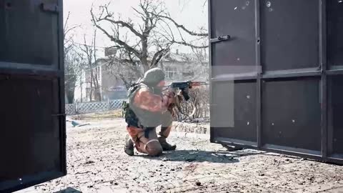 9th regiment of the People's Militia of the DPR carrying out operation in Mariupol