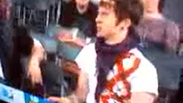 reaction from 2008 idol lol