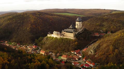 Beautiful Castle eagle vision