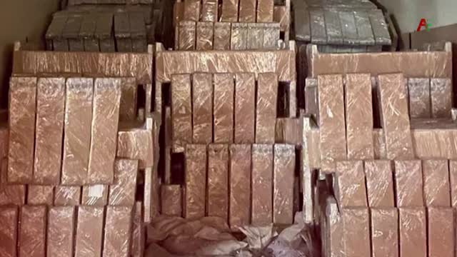 Более чем 700 парт и 1400 стульев закуплено для школ и интернатов Абхазии