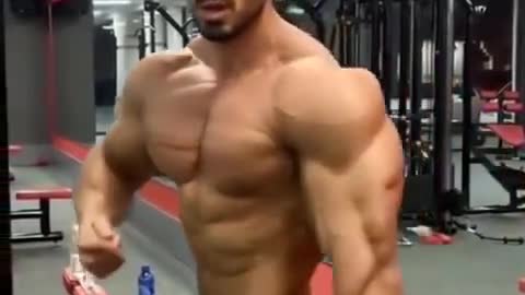 Gym Bodybuilding status video ll gymMotivation status ll gym video _ #gymShorts _ #fitness #shorts