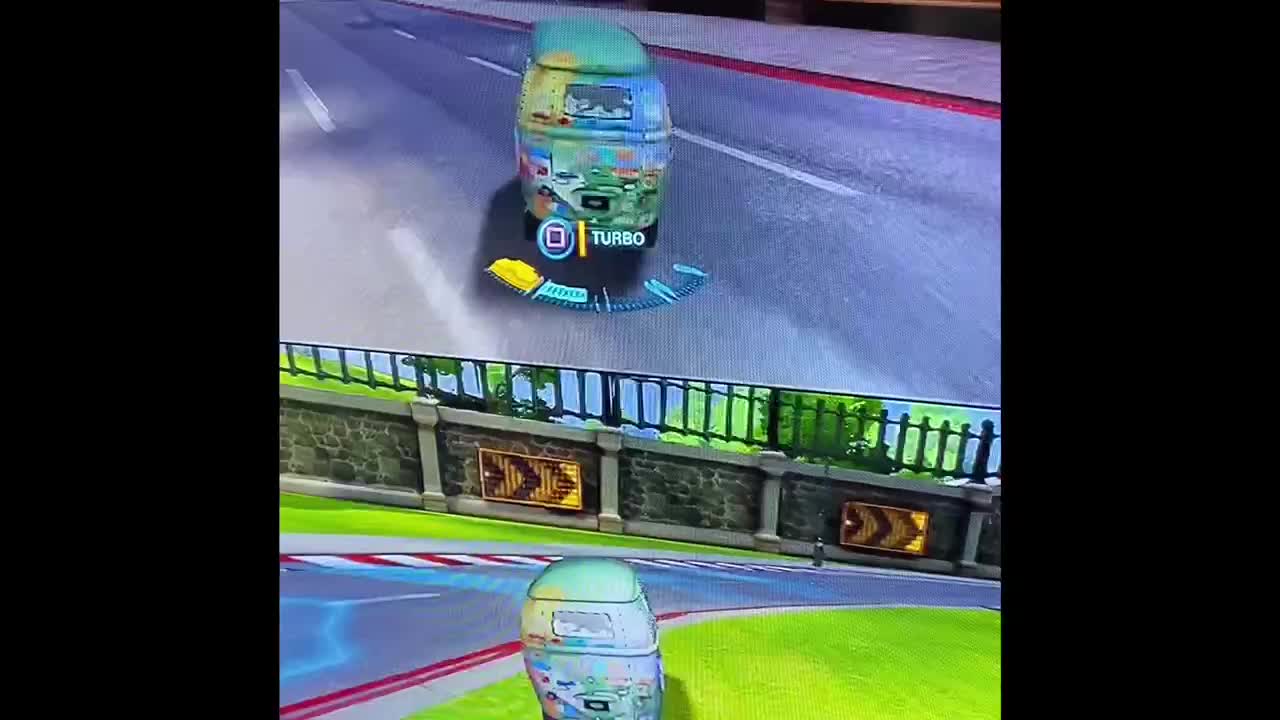 R2J2 Review of Cars 2 on PS3