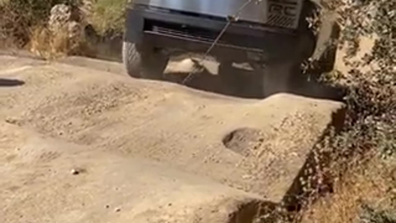 Tesla Cybertruck doing off road testing