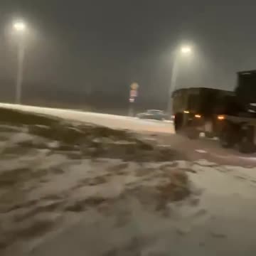 The driver of a ruzzian military truck decided to demonstrate wintertime logistics