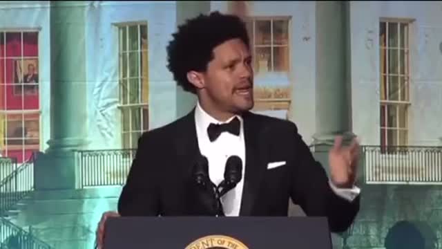 PANIC: Trevor Noah calls out Hunter Bidenš„