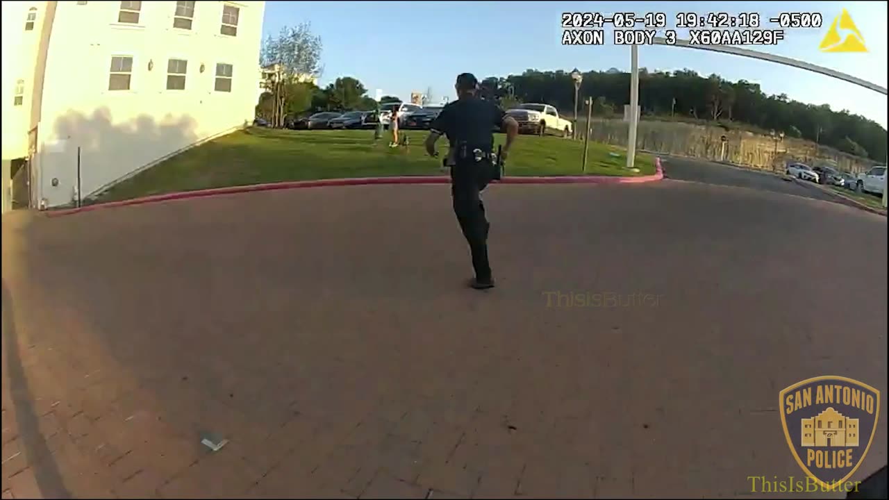 Bodycam video shows the moment SAPD officers shot, killed suspect in stolen car