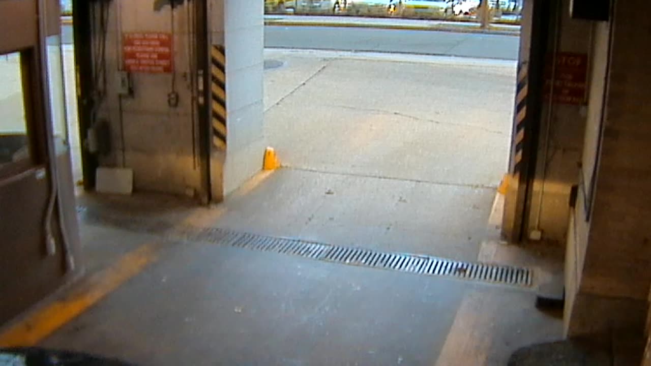 3469CHOBBAGarageExit_2021-01-05_15h40min01s573ms.mp4