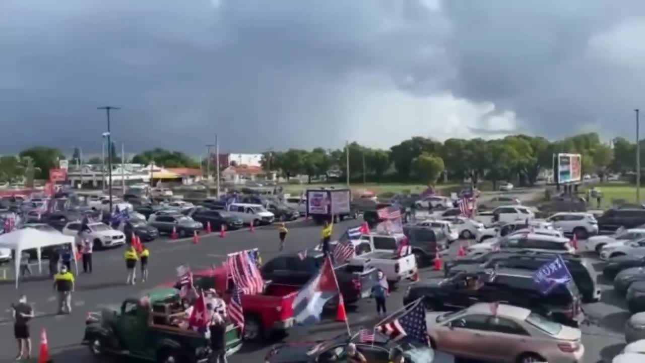 Joe Biden RALLY for Latinos BL0WN AWAY by Latinos for Trump 😂😂😂