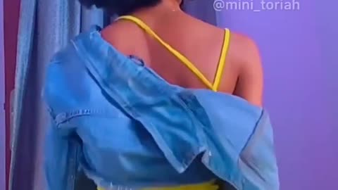 Massive Black Butt twerk.