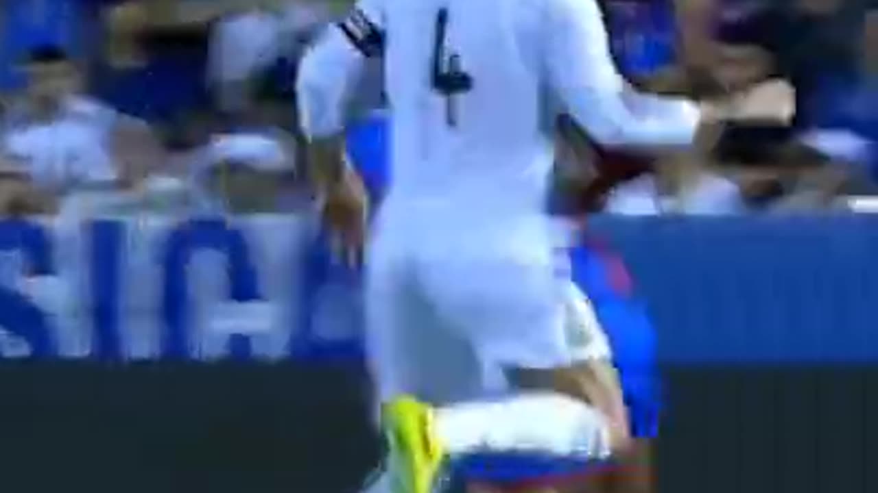 Ramos vs Zlatan