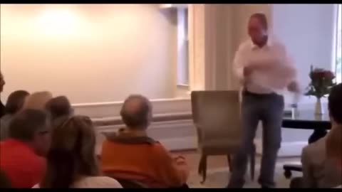 Are Some UFOs Living Space Beings