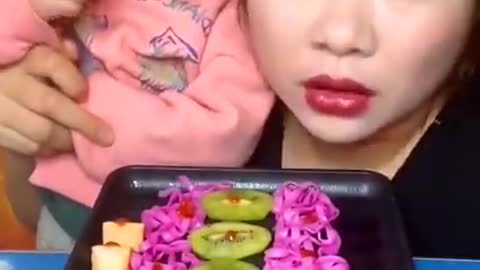 ASMR Fast Food Eating