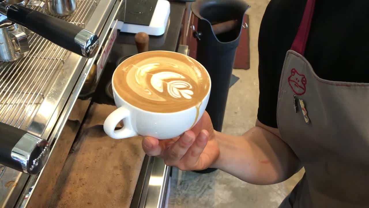 Beautiful Latte art !