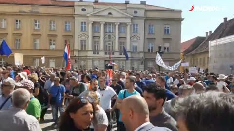 Prosvjed radnika Uljanika i 3. maja na Markovu trgu