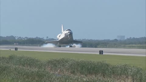 air plane landing NASA