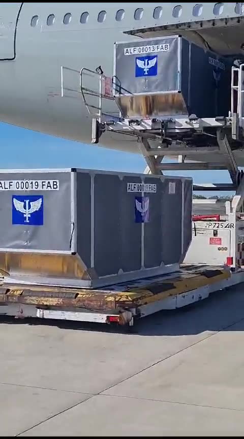 Aeronave chega a Roma com ajuda humanitária para resgate de brasileiros em Gaza