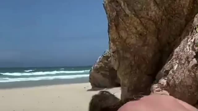 FUN ON BEACH WITH FRIENDS || FUNNY VEDIOS || FUN WITH FRIENDS || FUNNY PRANKS ON BEACH.