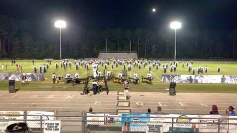 Sandlewood high school band honors military