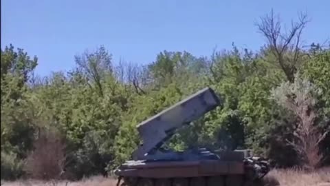Wagner" fighters successfully use the TOS-1A heavy flamethrower system