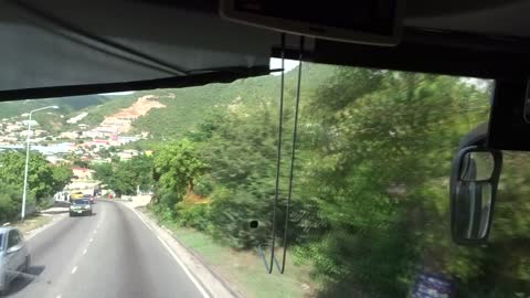 Following the coast of Sint Maarten to the French Side, Saint Martin.