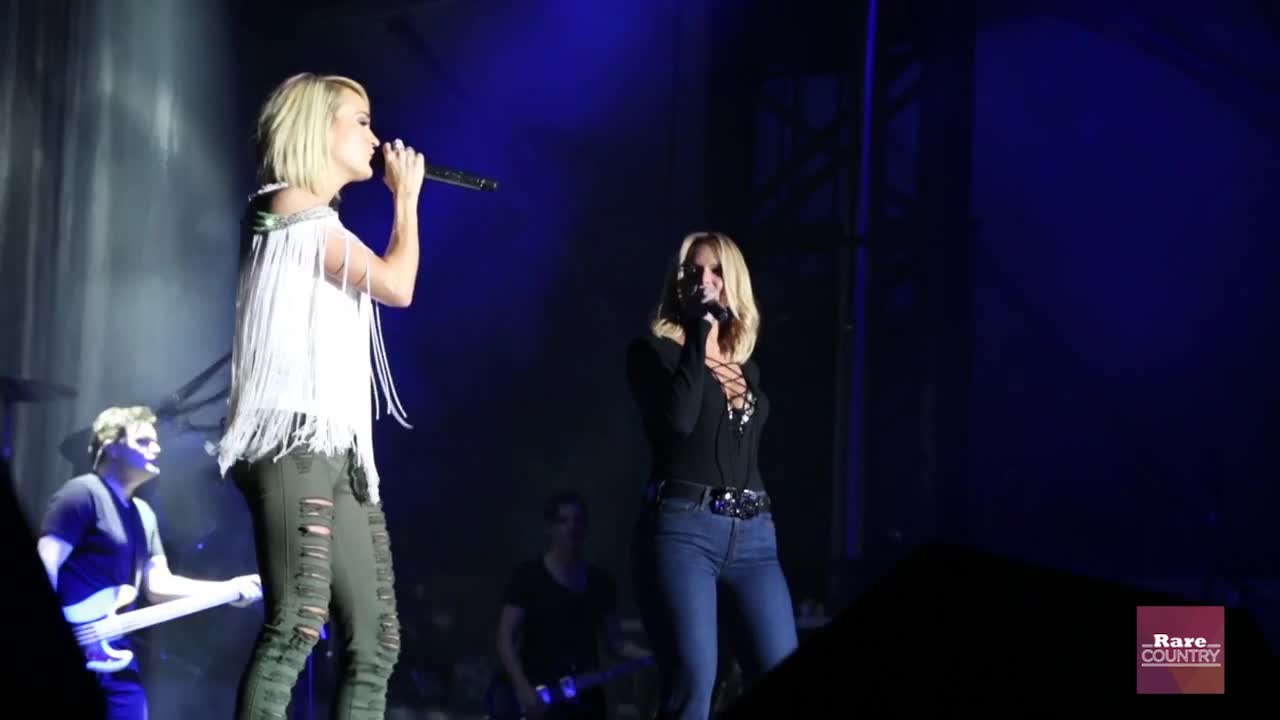 Carrie Underwood and Miranda Lambert perform at the ACM Party for a Cause | Rare Country