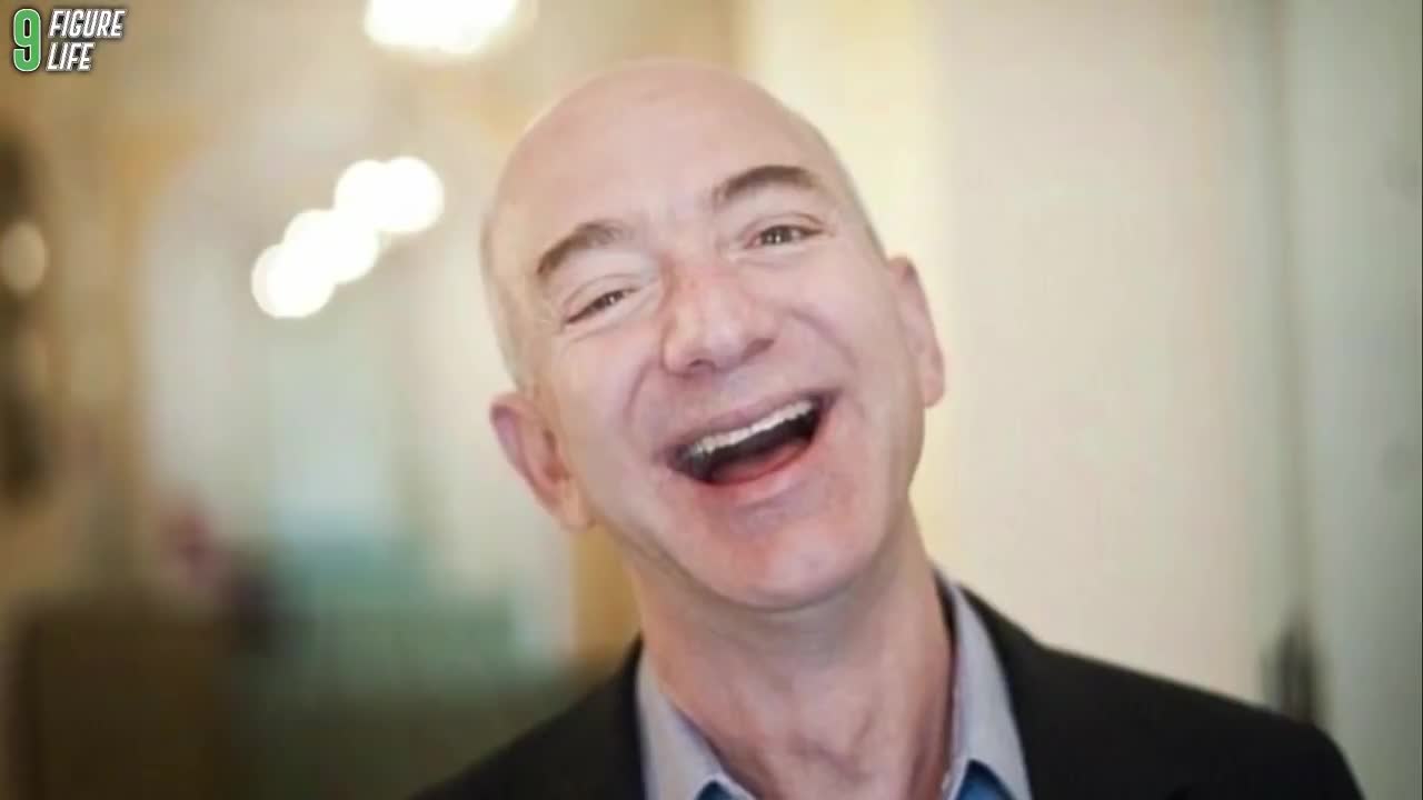 Jeff bezos, jeff bezos life in 2022, richest man in the world,