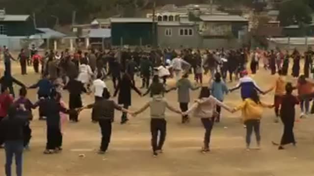 dance ring fanned out throw still is the cultural custom of the Thai people in Vietnam