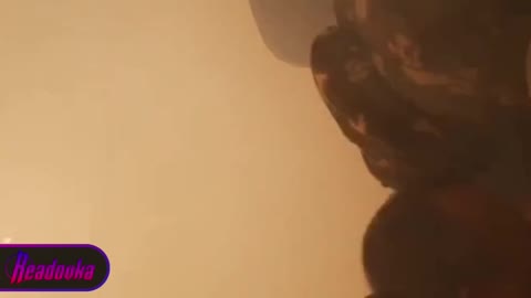 ΡΩΣΟΙ ΠΥΡΟΣΒΕΣΤΕΣ ΠΕΡΝΟΥΝ ΜΕΣΑ ΑΠΟ ΦΩΤΙΑ