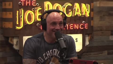 Joe Rogan Suggests Americans 'Vote Republican'