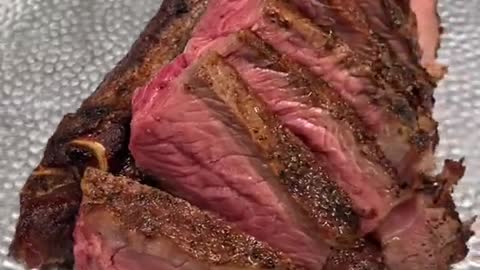 Tomahawk Steak